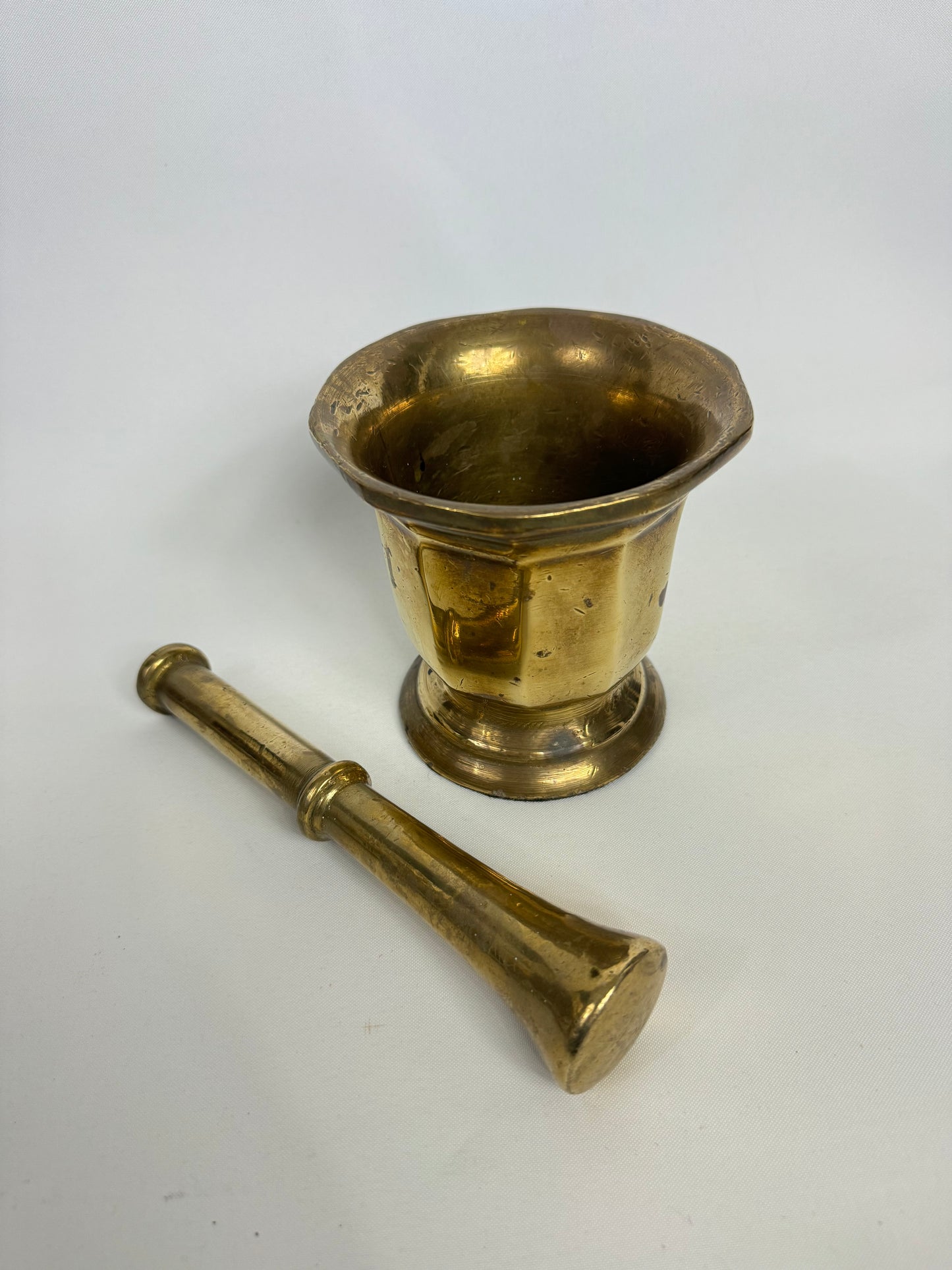 Solid Brass Antique Mortar & Pestle | 4KG | Vintage Kitchenware | Gold |