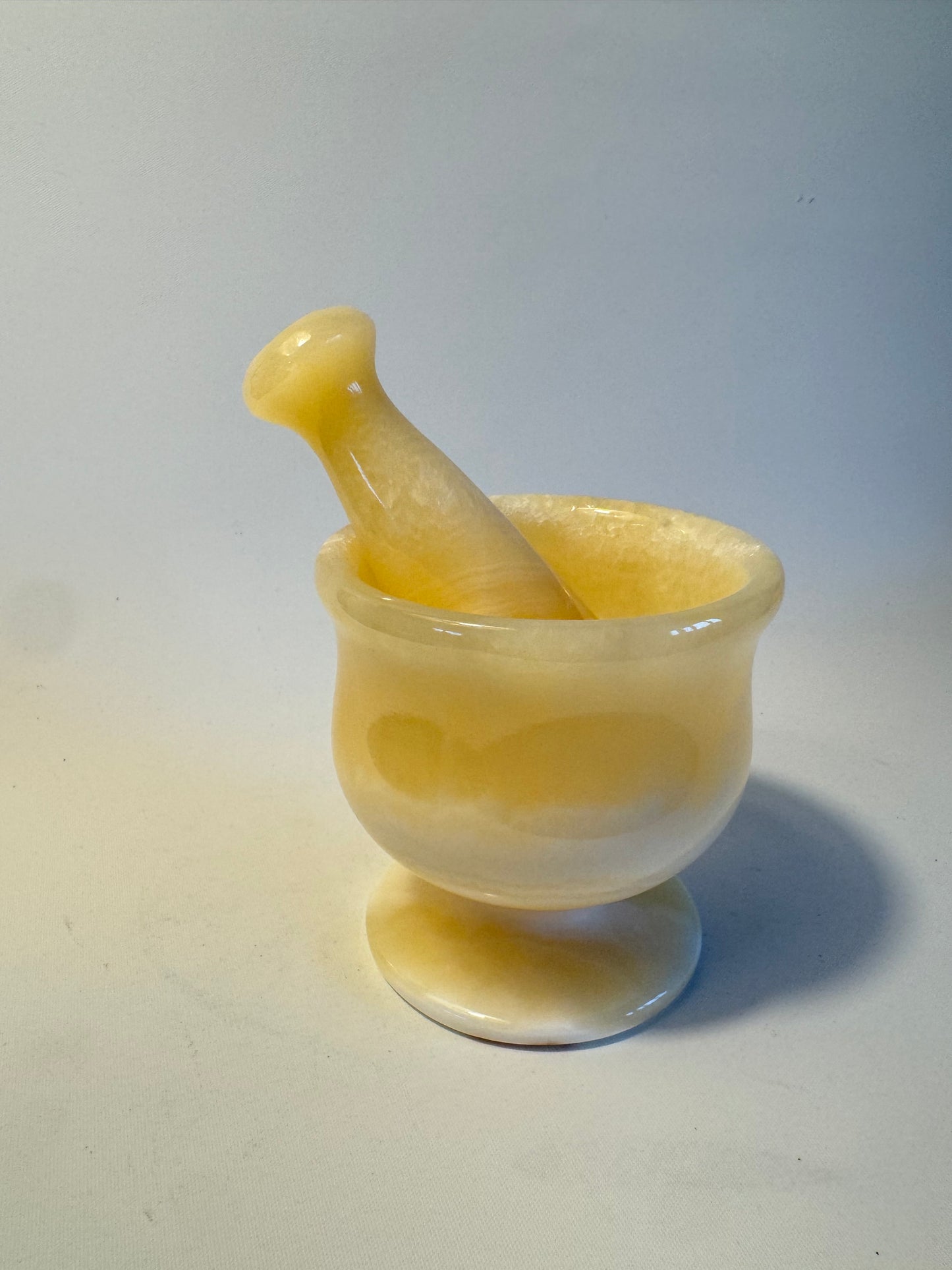 Alabaster Mortar & Pestle | Vintage Retro Kitchenware |